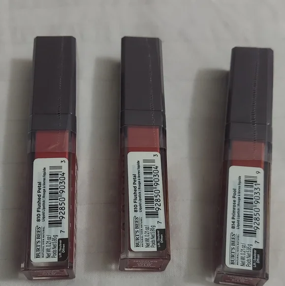 Bundle of 3 Glossy Liquid Lipstick - Picture 4 of 10